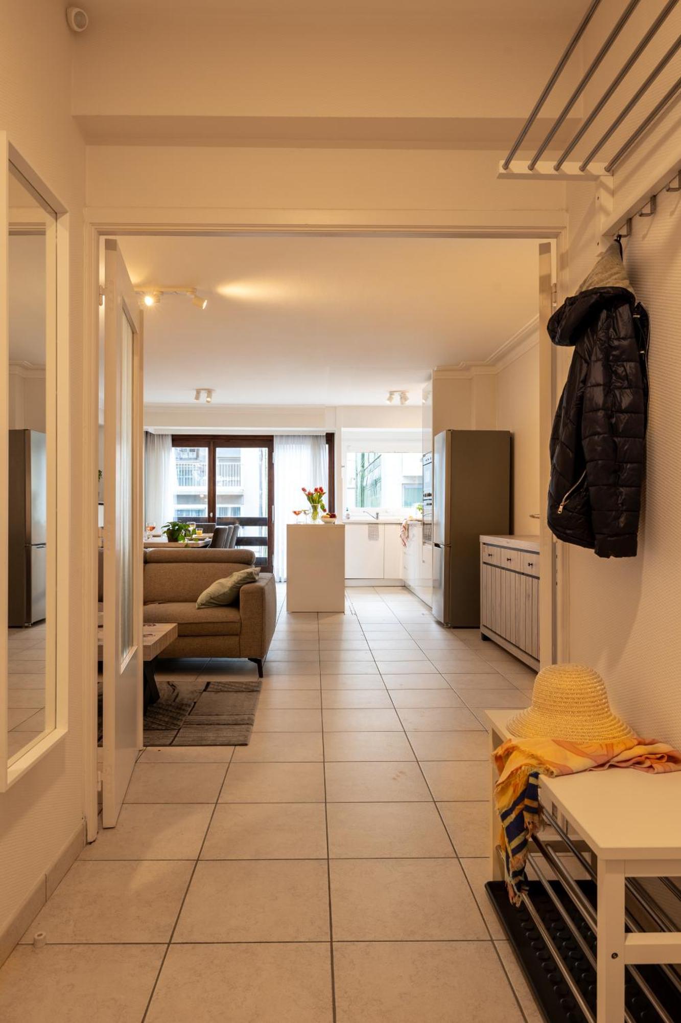 Weloveoostende - Newly Renovated Large Apartment 150M From The Beach - Including Bed Sheets And Final Clea-Ning Экстерьер фото